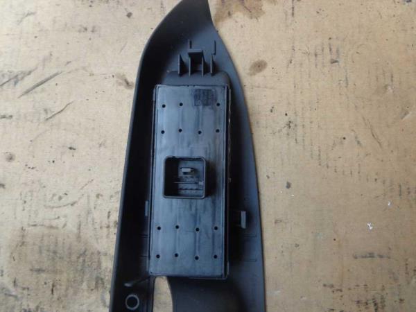 BOUTON LEVE VITRE VW TOURAN 1T ( 4VITRES ) - Vue 2